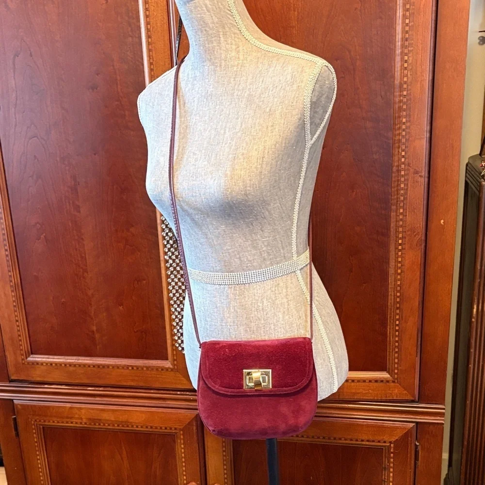 Elegant red wine, suede vintage Frenchy Crossbody Bag